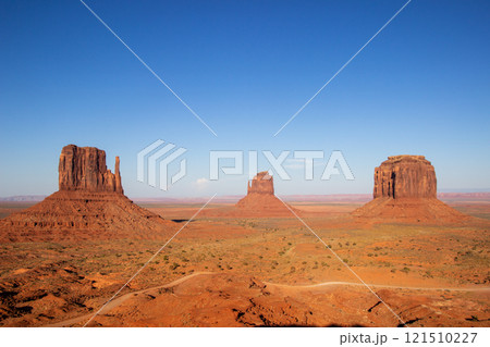 モニュメントバレー 121510227