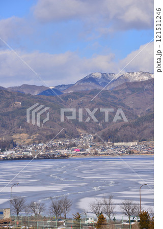 諏訪湖の神渡り 121511246