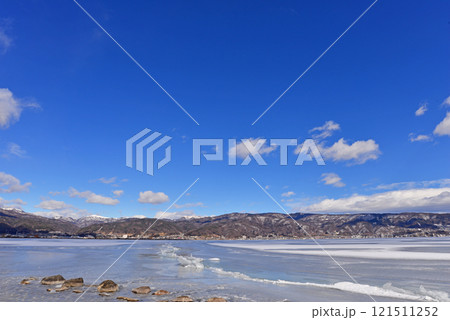 諏訪湖の神渡り 121511252