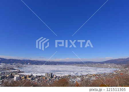 諏訪湖の神渡り 121511305