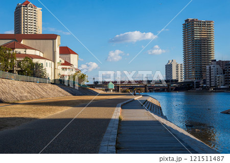 阪急電鉄今津線鉄橋 121511487