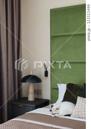 Elegant Bedroom Design with Striking Green Accents and Modern Touches for a Fresh Look Elegant Bedroom Design with Striking Green Accents and Modern Touches for a Fresh Look 121511499