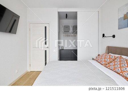 Discover a modern bedroom design that combines functionality with appeal and comfort Discover a modern bedroom design that combines functionality with appeal and comfort 121511806