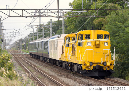 最北稚内を目指すロイヤル・エクスプレス北海道　THE ROYAL EXPRESS 121512421