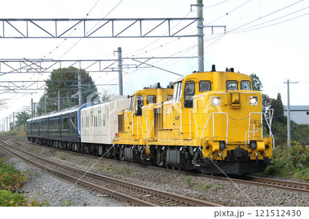 最北稚内を目指すロイヤル・エクスプレス北海道　THE ROYAL EXPRESS 121512430