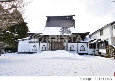 冬の北海道北斗市で大野山廣照寺境内の風景を撮影 冬の北海道北斗市で大野山廣照寺境内の風景を撮影 121515505