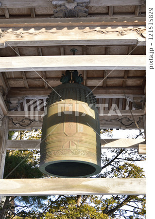 冬の北海道北斗市で厚徳山大郷寺境内の風景を撮影 121515829