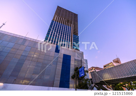 日本の横浜都市景観 年の瀬。日本一おめでとう…関内駅前の横浜市旧市庁舎街区活用事業新築等工事などを望 日本の横浜都市景観 年の瀬。日本一おめでとう…関内駅前の横浜市旧市庁舎街区活用事業新築等工事などを望 121515860