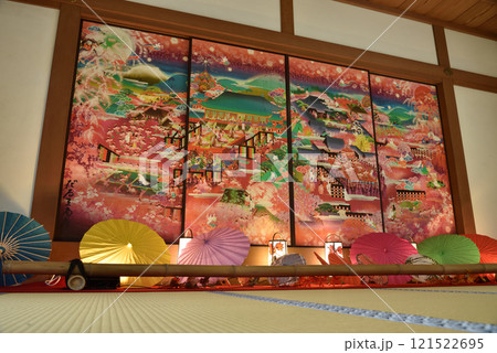 大本山随心院 能の間 小野小町の襖絵 大本山随心院 能の間 小野小町の襖絵 121522695