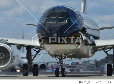スターフライアーズA320福岡空港タキシング スターフライアーズA320福岡空港タキシング 121522753