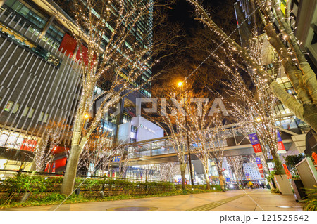夜のグランフロント大阪 夜のグランフロント大阪 121525642
