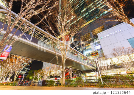 夜のグランフロント大阪 夜のグランフロント大阪 121525644