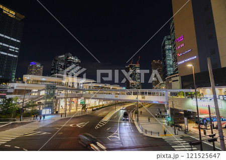 夜の梅田ランプ東交差点 夜の梅田ランプ東交差点 121525647