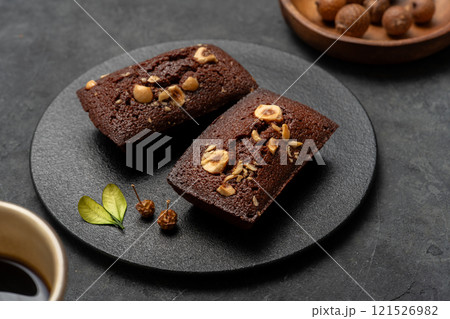 高級で美味しそうなデザート 121526982