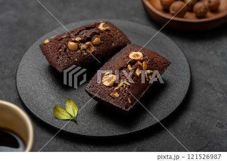 高級で美味しそうなデザート 121526987