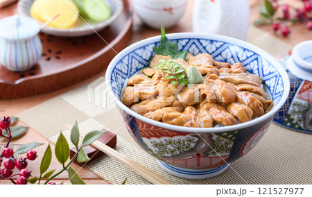 贅沢な高級雲丹を使った うに丼 121527977