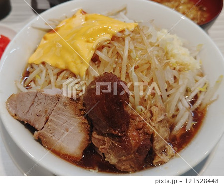 おいしい二郎系ラーメン 121528448