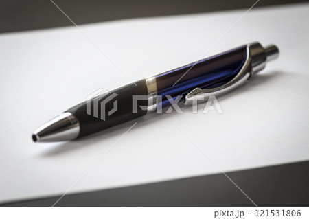 Ballpoint pen close-up Ballpoint pen close-up 121531806