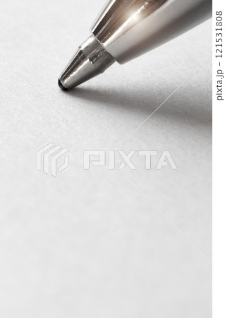 The tip of the ballpoint pen The tip of the ballpoint pen 121531808
