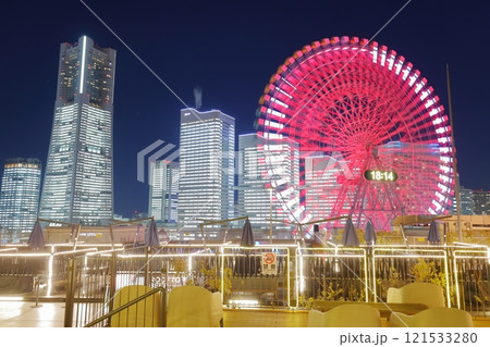 《神奈川県》横浜みなとみらい・オフィス全館ライトアップ夜景 121533280