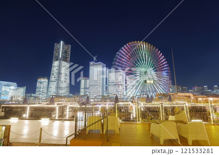 《神奈川県》横浜みなとみらい・オフィス全館ライトアップ夜景 121533281