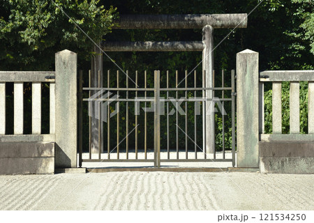 伏見桃山御陵　桓武天皇柏原陵 121534250