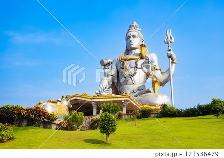 Murudeshwara Temple in Murdeshwar town in India 121536479