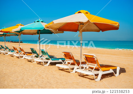 Kite public beach in Dubai, UAE 121538253
