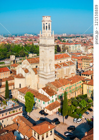 Verona Cathedral aerial panoramic view Verona Cathedral aerial panoramic view 121538889
