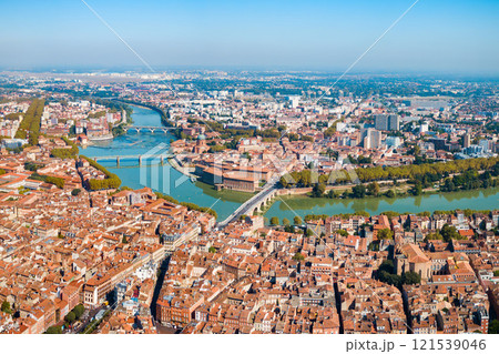 Toulouse aerial panoramic view, France Toulouse aerial panoramic view, France 121539046