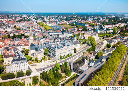 Pau aerial panoramic view, France Pau aerial panoramic view, France 121539062