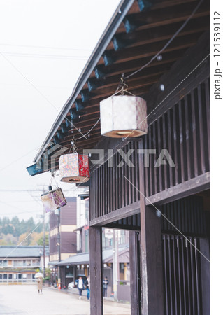 気軽に立ち寄れる足湯【撮影協力・新発田市フィルムコミッション協議会】 121539112