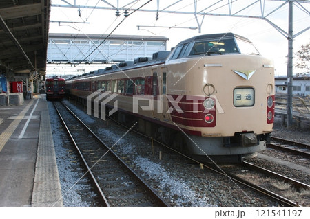 183系電車 121541197
