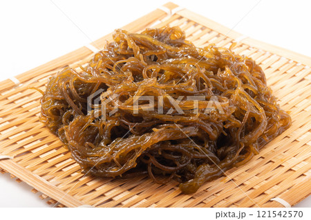 ［沖縄県産］洗い　もずく（生食用） 121542570