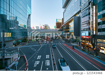 Shinjuku at twilight  121543466