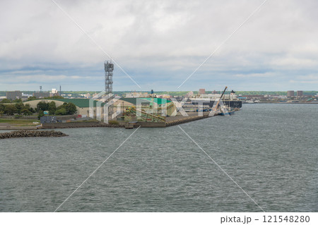 【さんふらわあ　ふらの　苫小牧フェリーターミナル入港】 121548280