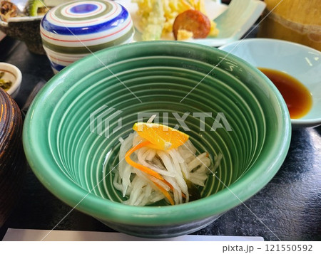 なます　小鉢　素材　背景 121550592