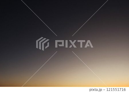 『空の色』HIKARI  #自然 トワイライト 背景素材 #SDGs 光 素材 グラデーション 背景 121551716