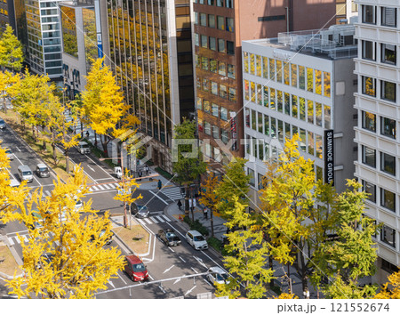 御堂筋線の風景 121552674