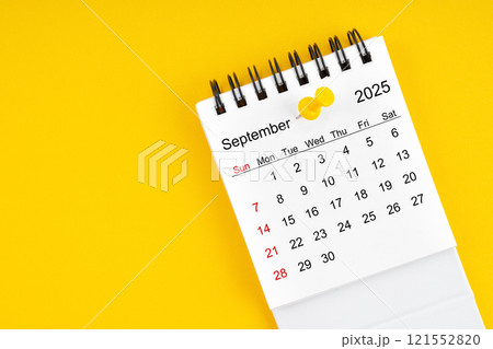 September 2025 Monthly desk calendar for 2025 year with thumbtack. 121552820