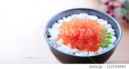 いくら丼 121554844