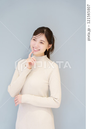 健康な歯をイメージしたポートレート 健康な歯をイメージしたポートレート 121565807