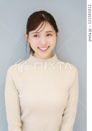 健康な歯をイメージしたポートレート 健康な歯をイメージしたポートレート 121565813