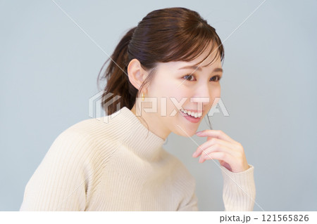健康な歯をイメージしたポートレート 健康な歯をイメージしたポートレート 121565826