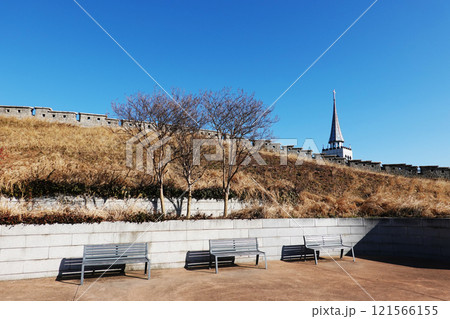 Hanyangdoseong, a fortress wall in Naksan Park, Seoul, South Korea. Hanyangdoseong, a fortress wall in Naksan Park, Seoul, South Korea. 121566155