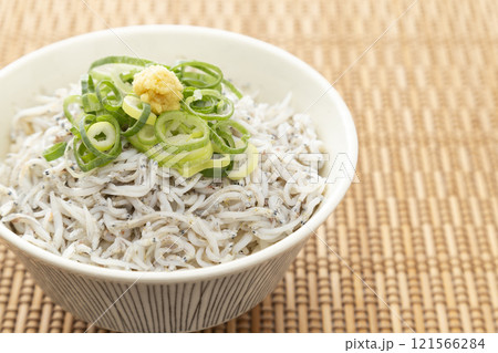 釜揚げしらす丼 釜揚げしらす丼 121566284
