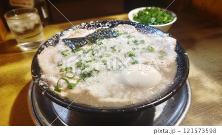 アブラまみれのとんこつラーメン アブラまみれのとんこつラーメン 121573598