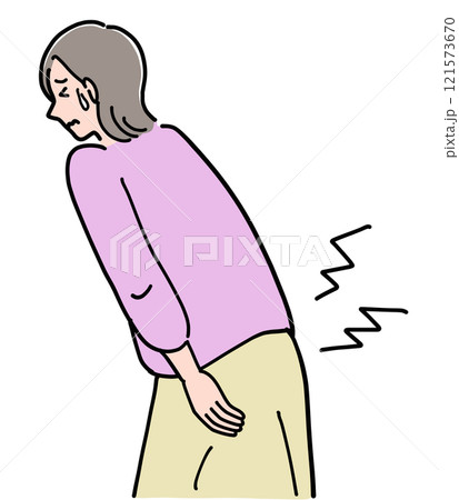 体調不良で困る中年女性　お尻トラブル 121573670