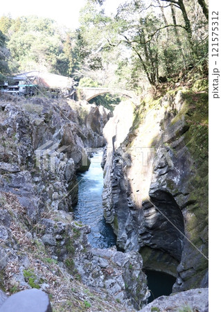 【宮崎県】高千穂峡と真名井の滝 121575312