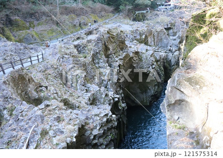 【宮崎県】高千穂峡と真名井の滝 【宮崎県】高千穂峡と真名井の滝 121575314